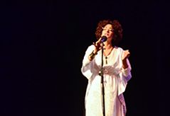 Maya Haddi singing